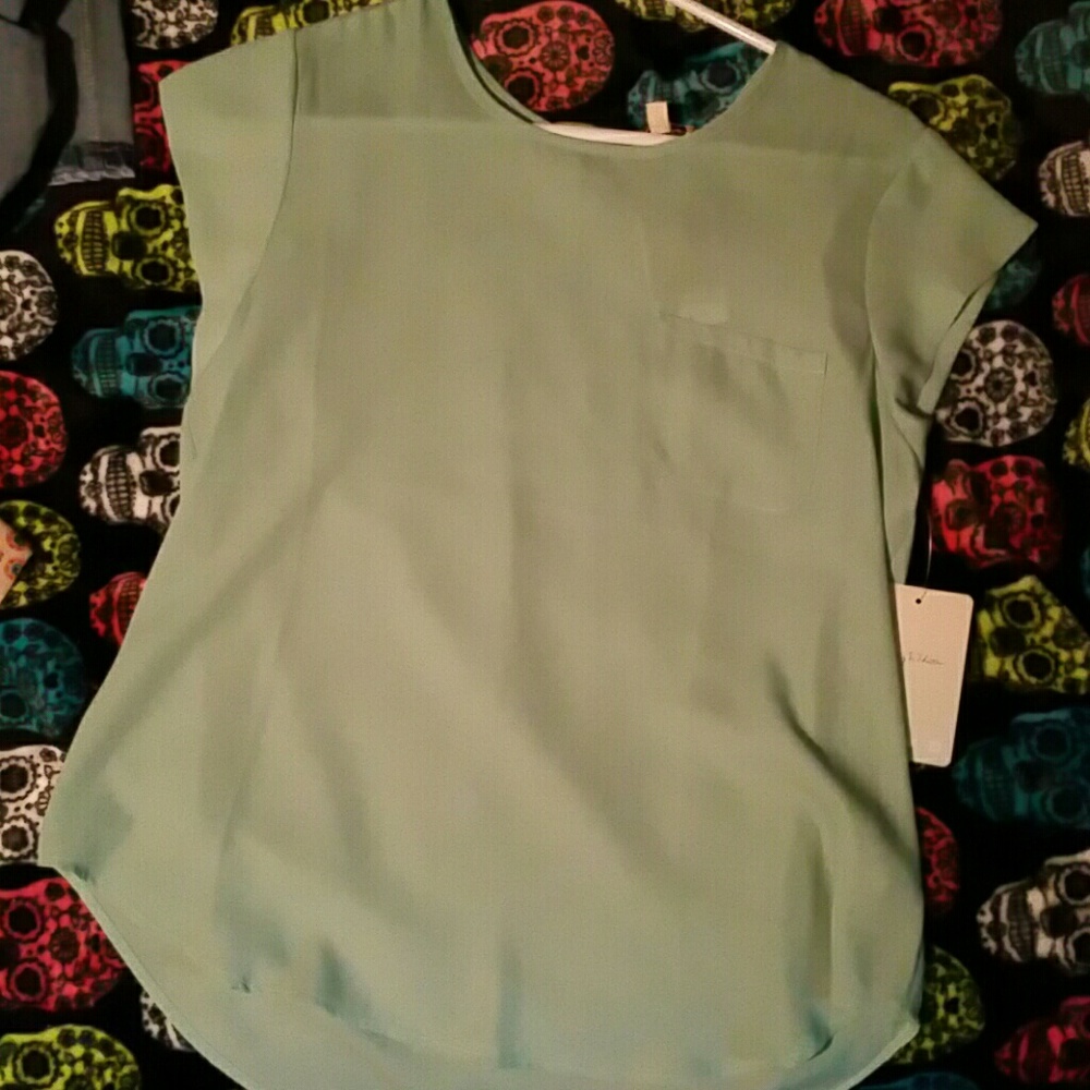 Lily white mint blouse