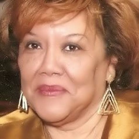 Meet your Posher, Loretta - Picture 1 of 1