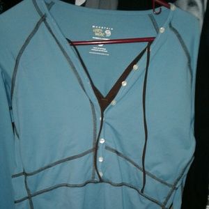Mountain hardwear womens longsleeve
