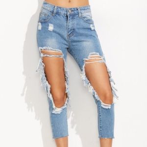 blue distressed skinny jeans