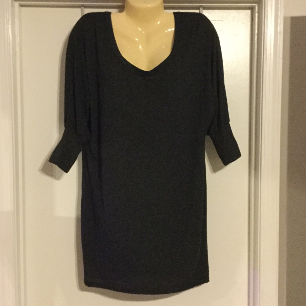🚩By Nine Eight, Woman’s Large Top Charcoal