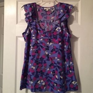 Banana Republics sleeveless top w ruffles