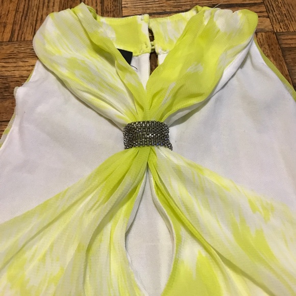 International Concept Sheer Overlay Top Size M - Picture 2 of 5