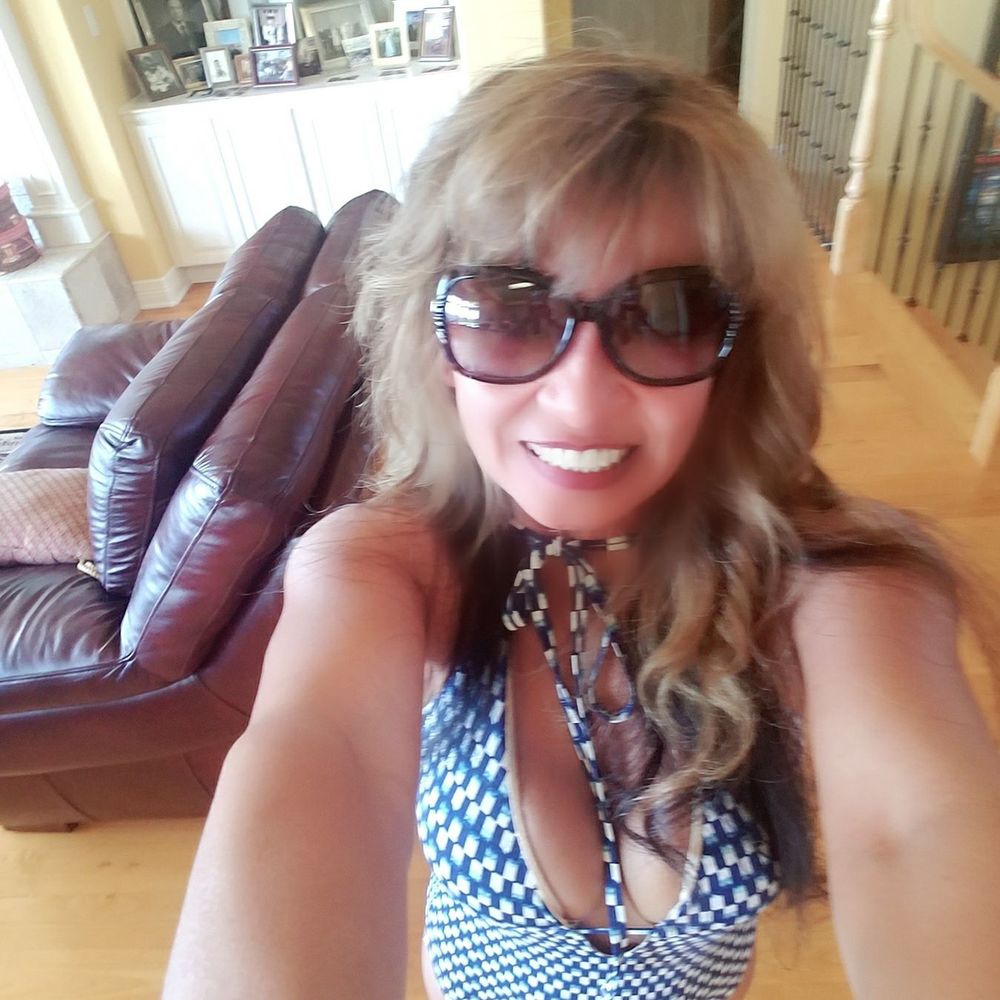 Meet your Posher, Nemia