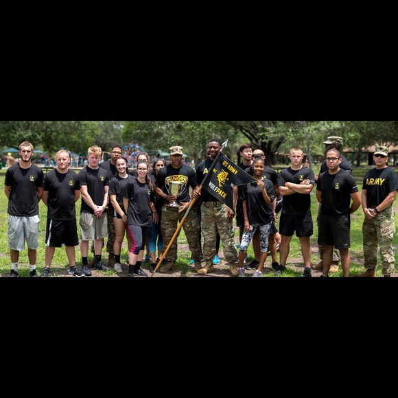 Meet your Posher, Lucas - Picture 1 of 1