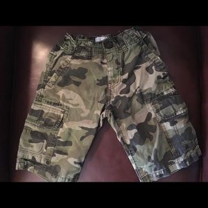 ⭐️SOLD⭐️ Boy’s Cargo Shorts - Camo