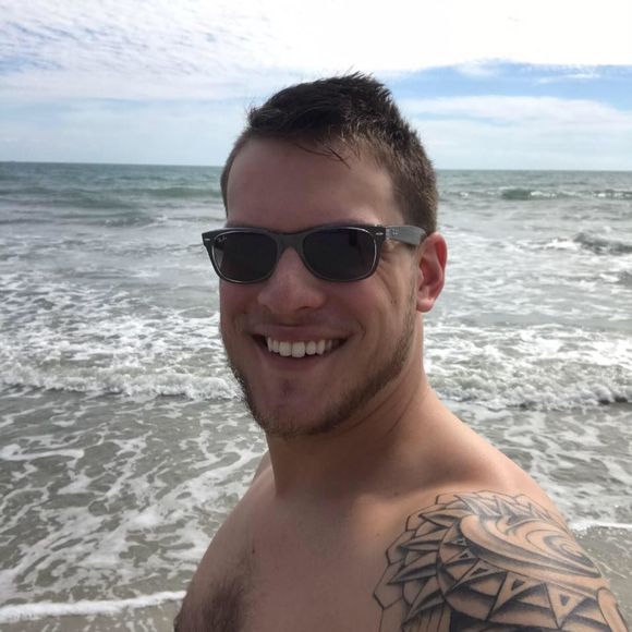 Meet your Posher, Brett - Picture 1 of 1