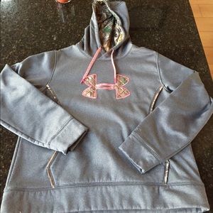 Under armour semi fitted camo hoodie