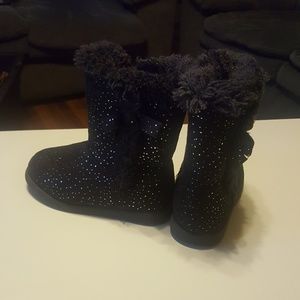 Girls boots