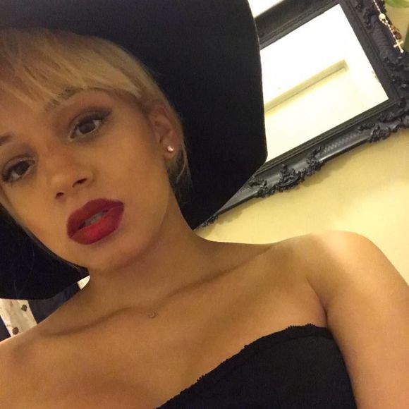 Meet your Posher, Junnie - Picture 1 of 1