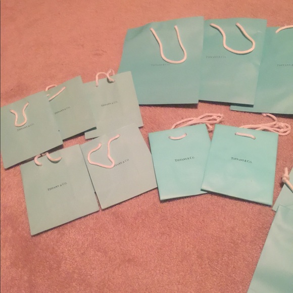 Tiffany & Co. gift bag jewelry boxes and mini bags - Picture 5 of 6
