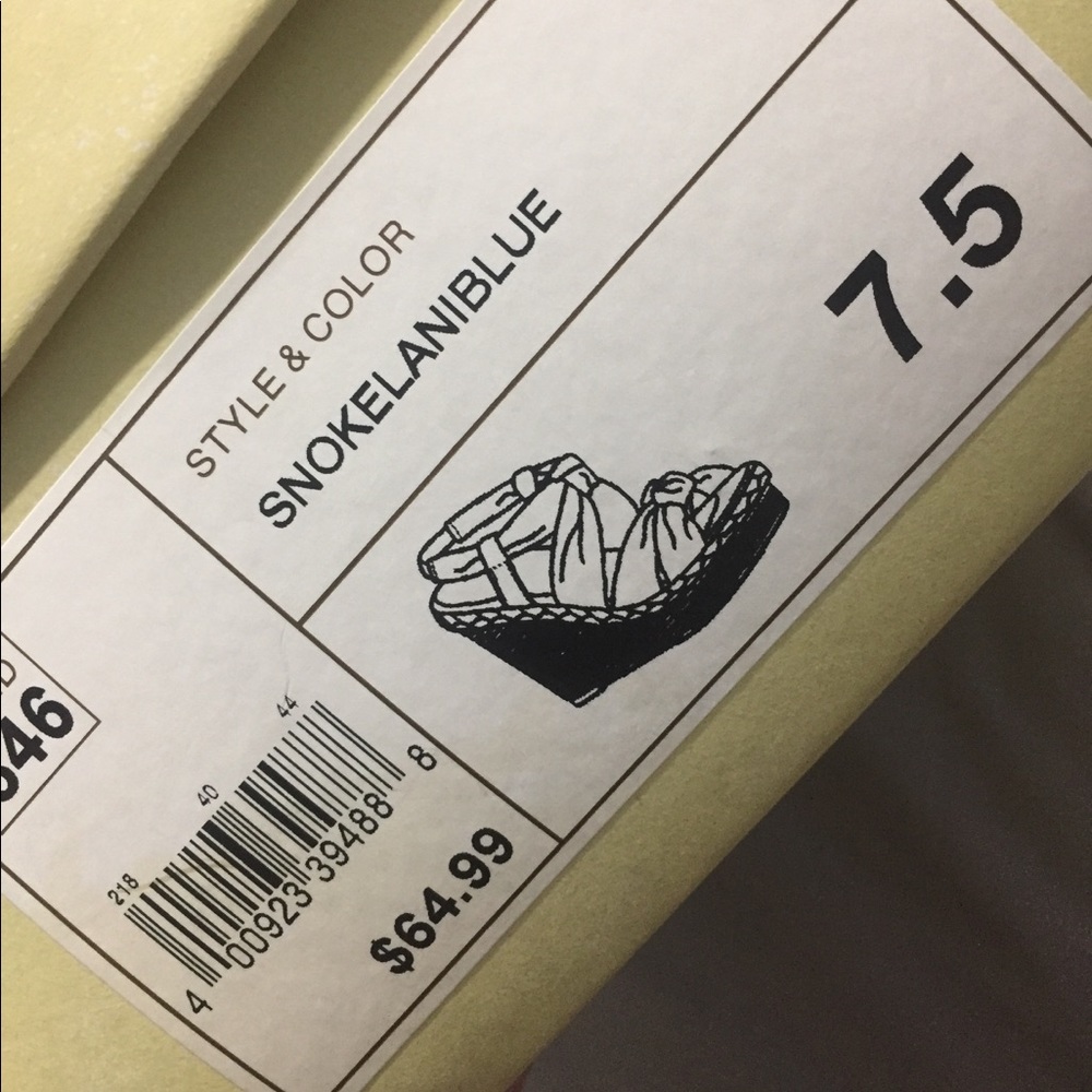Size 7.5 wedges. Brand new. - Picture 3 of 3