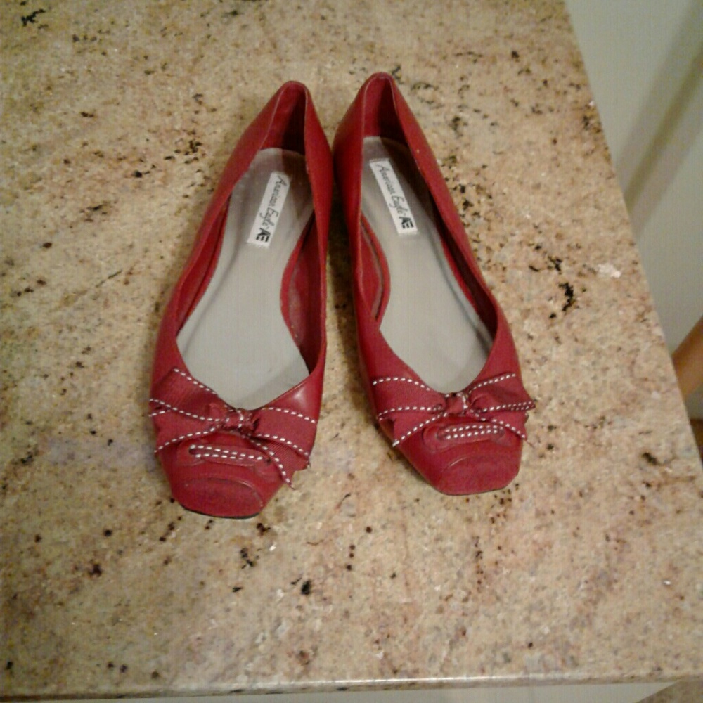 Woman's Shoes/Flats