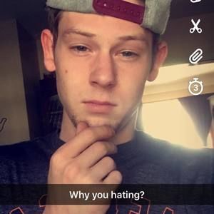 Meet your Posher, Derick