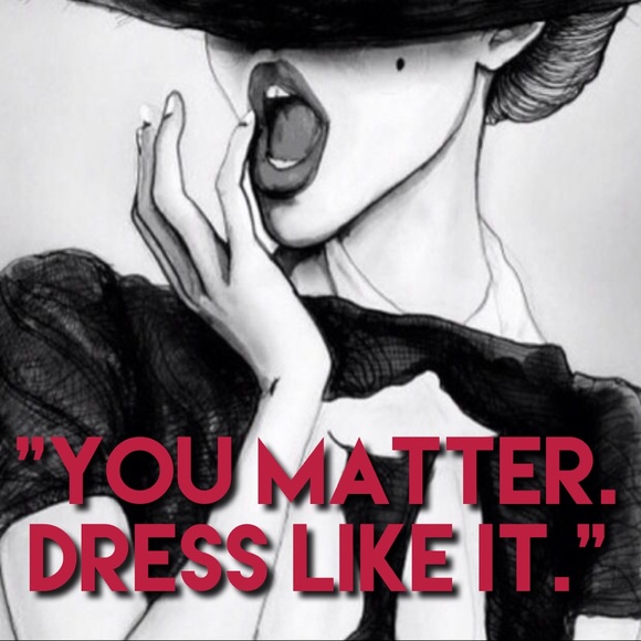 LAST- Reflective Gold Embellished Choker - Picture 6 of 6