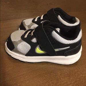 Nike toddler 8C