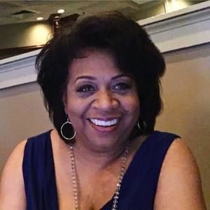 Meet your Posher, Carol