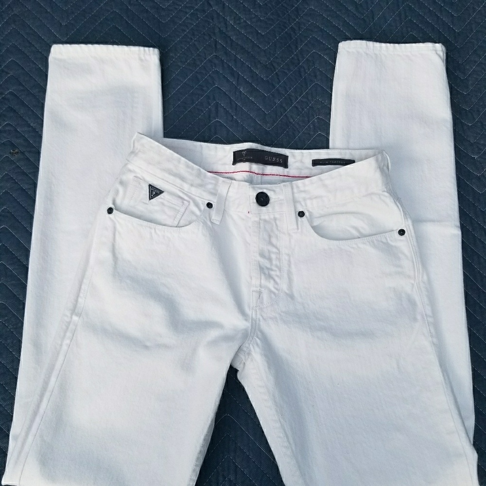 Guess Slim Tapered Jeans