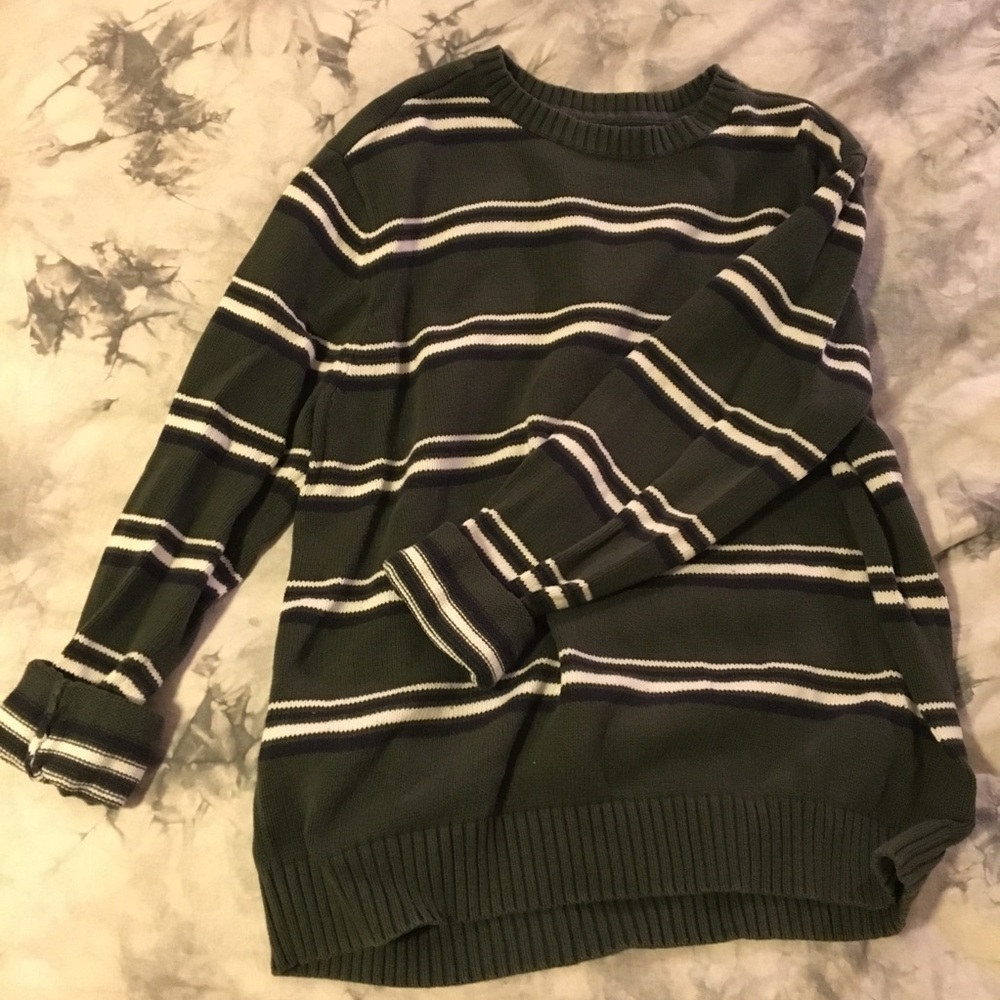 VINTAGE SWEATER