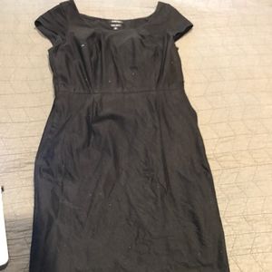 Nine West Size 6 Black Shift Dress