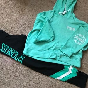 Crop hoodie& leggings