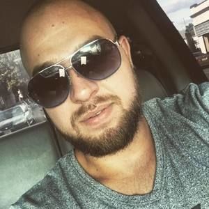 Meet your Posher, Petras