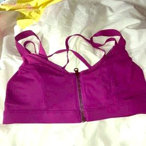 Lululemon Sexy Strappy Front Zip Sports Bra Sz 6