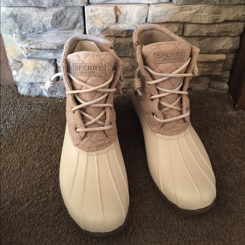 NWT sperry duck boots size 8