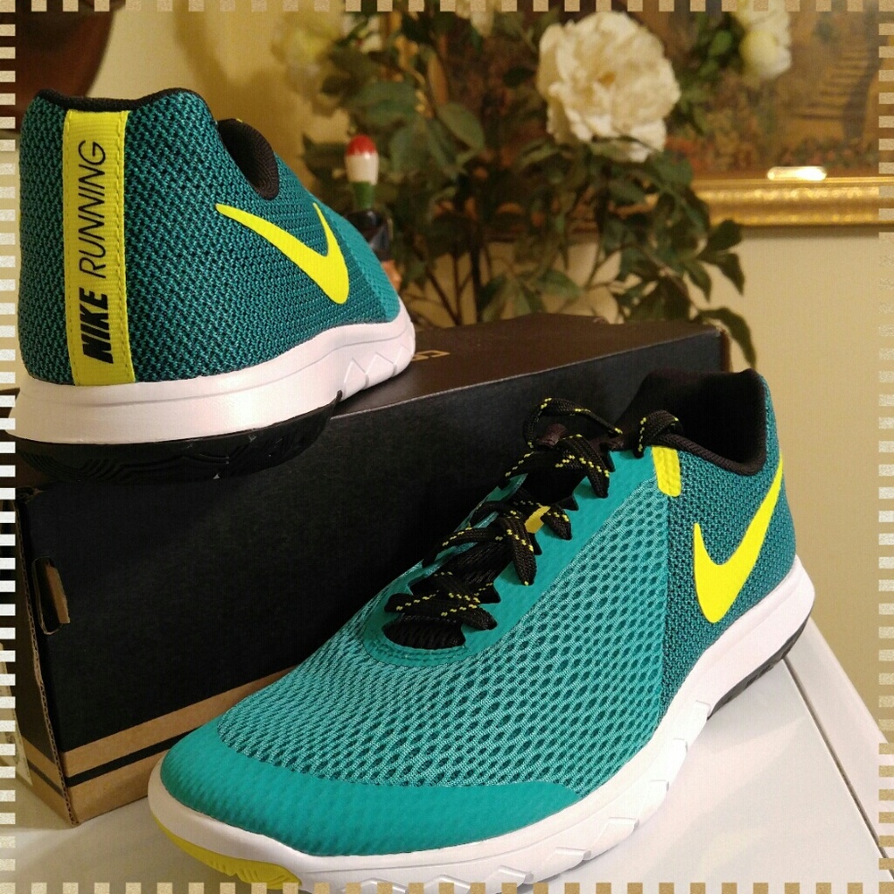🆕🎄 Cyber Week!Size 9 (last 1) Womens  Runners -- - Picture 4 of 4