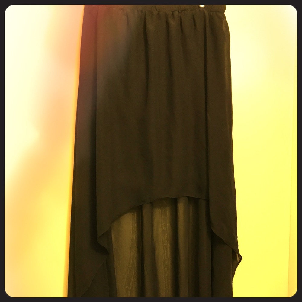 Sofia Vergara High low skirt