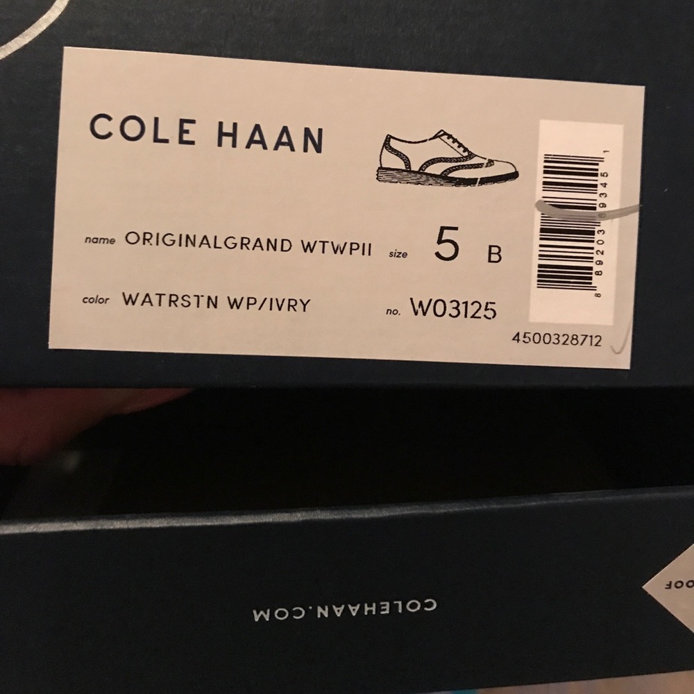 New  COLE HAAN Oxfords Flats 🌟Sz5🌟 Only 1 Left - Picture 8 of 8