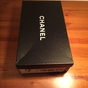 Chanel shoe box only