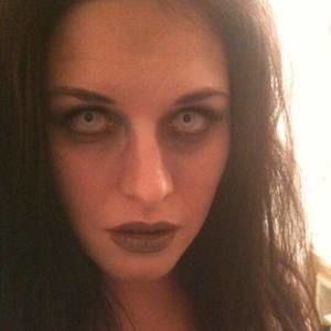 Meet your Posher, Malissa
