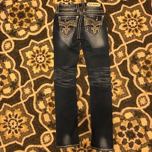 Rock Revival Avery Straight Leg Jeans