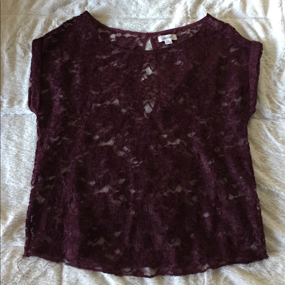 🎃 Maroon lace tee