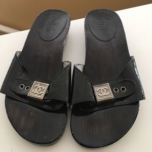 Chanel clogs