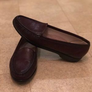 SAS TripAdvisor comfort shoes size 8.5.