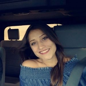 Meet your Posher, Christina