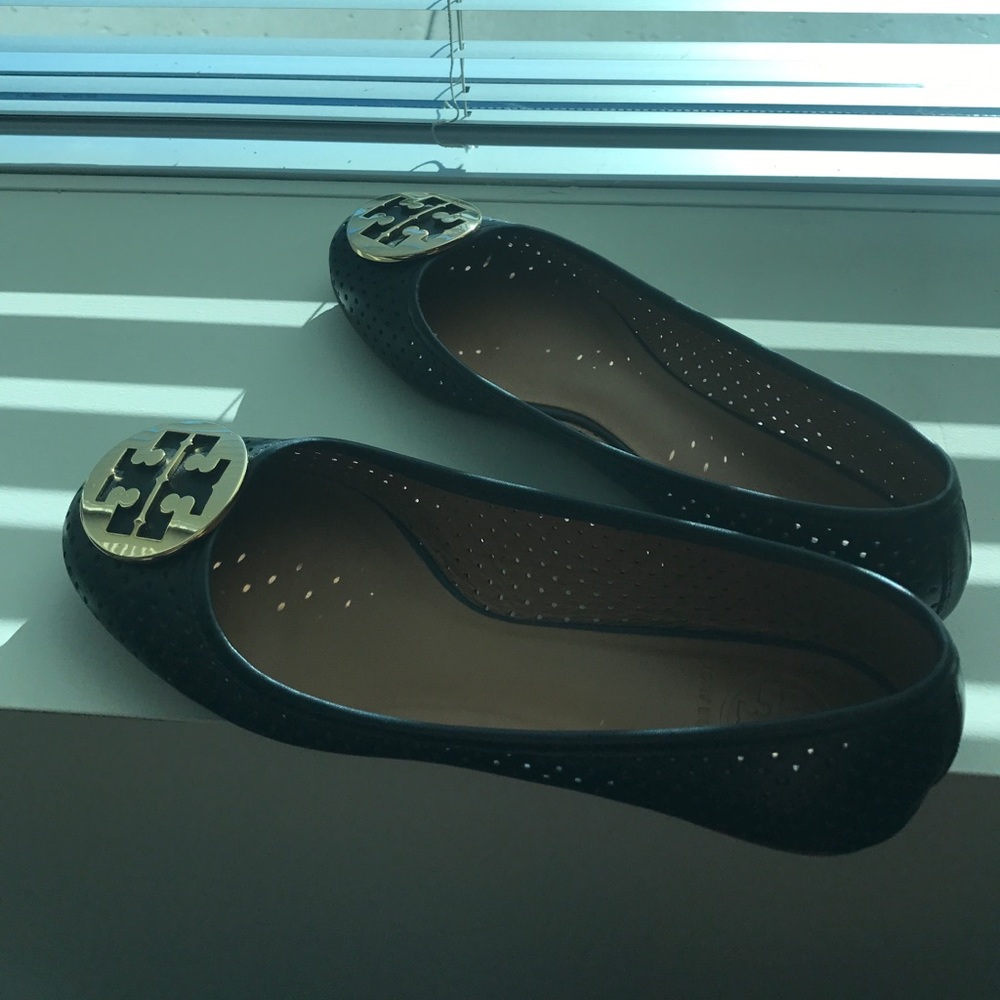 Tory Burch Navy and gold flats