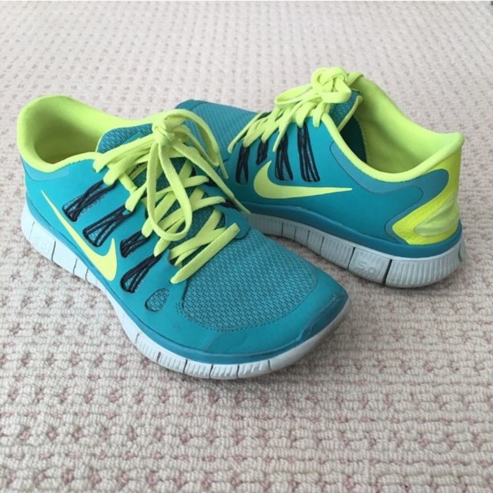 Nike Free 5.0 Sneakers