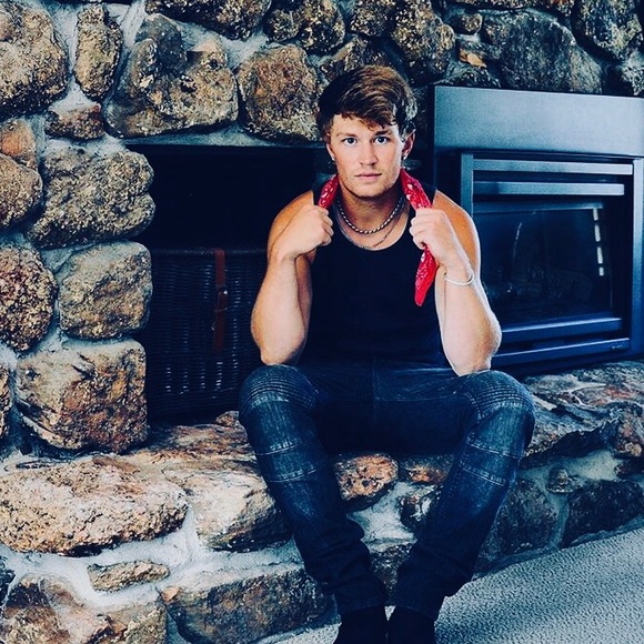 Meet your Posher, Greg - Picture 1 of 1