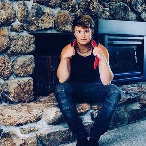 Meet your Posher, Greg