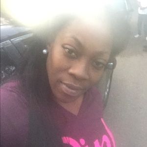 Meet your Posher, Amandra