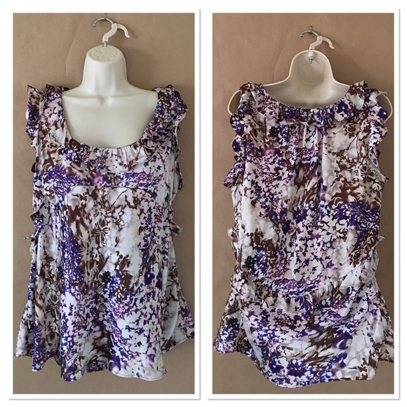 Violet & Claire Tops - Violet & Claire* cute top