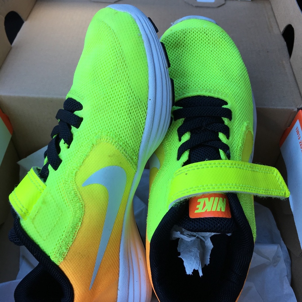 Nike Revolution Sneakers - Size 11 Little Kid