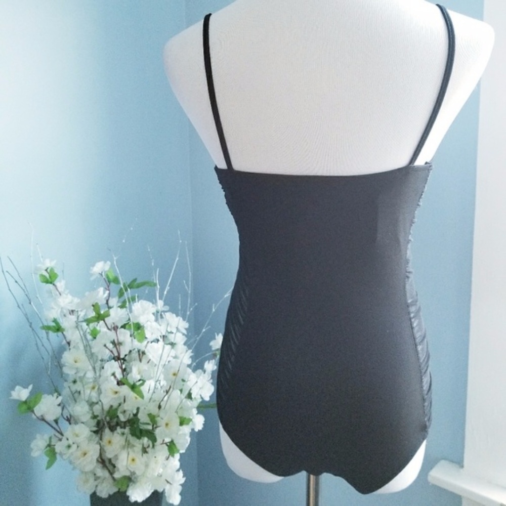 // SOLD OUT // - Picture 4 of 6