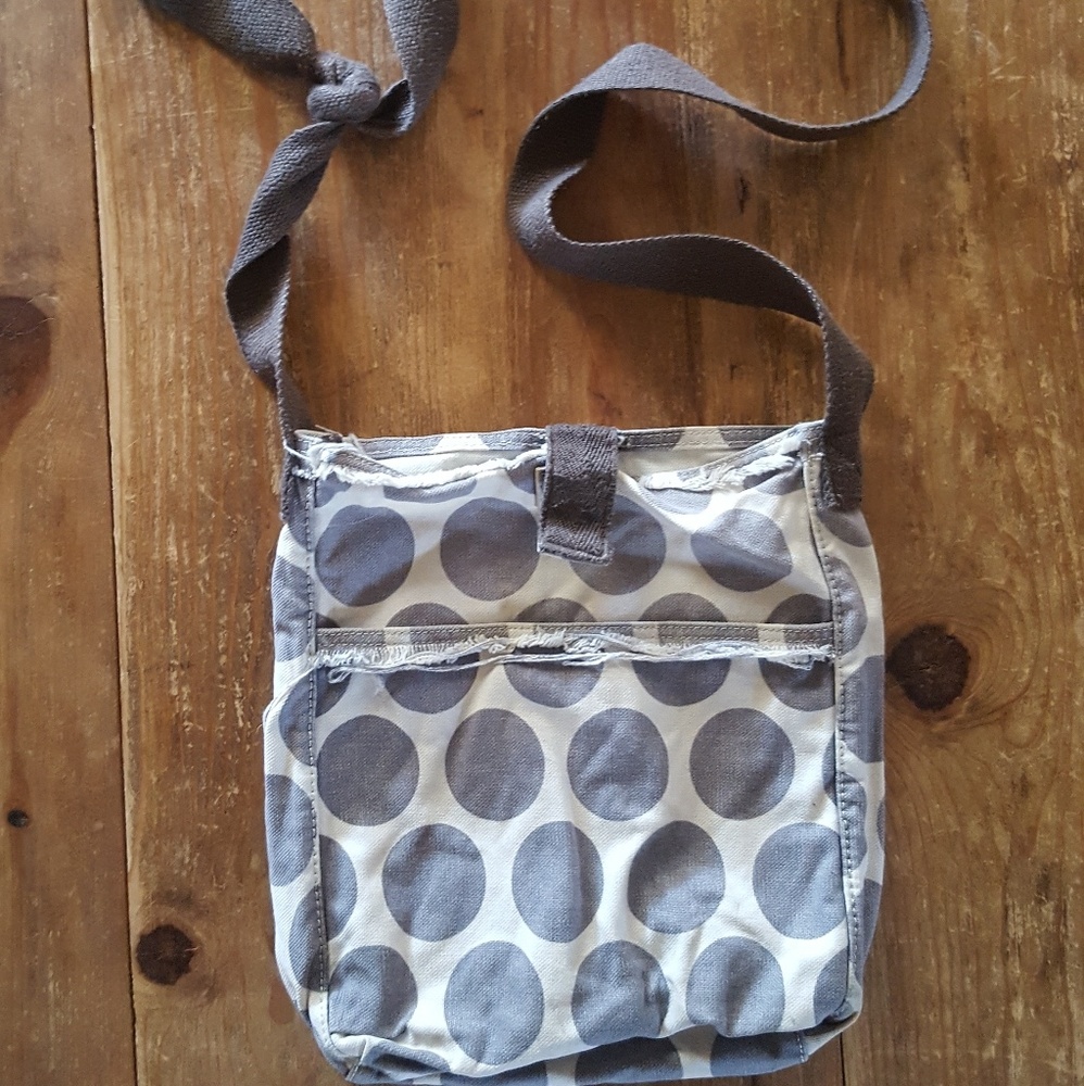 GUC thirty one retro metro purse grey polka dots