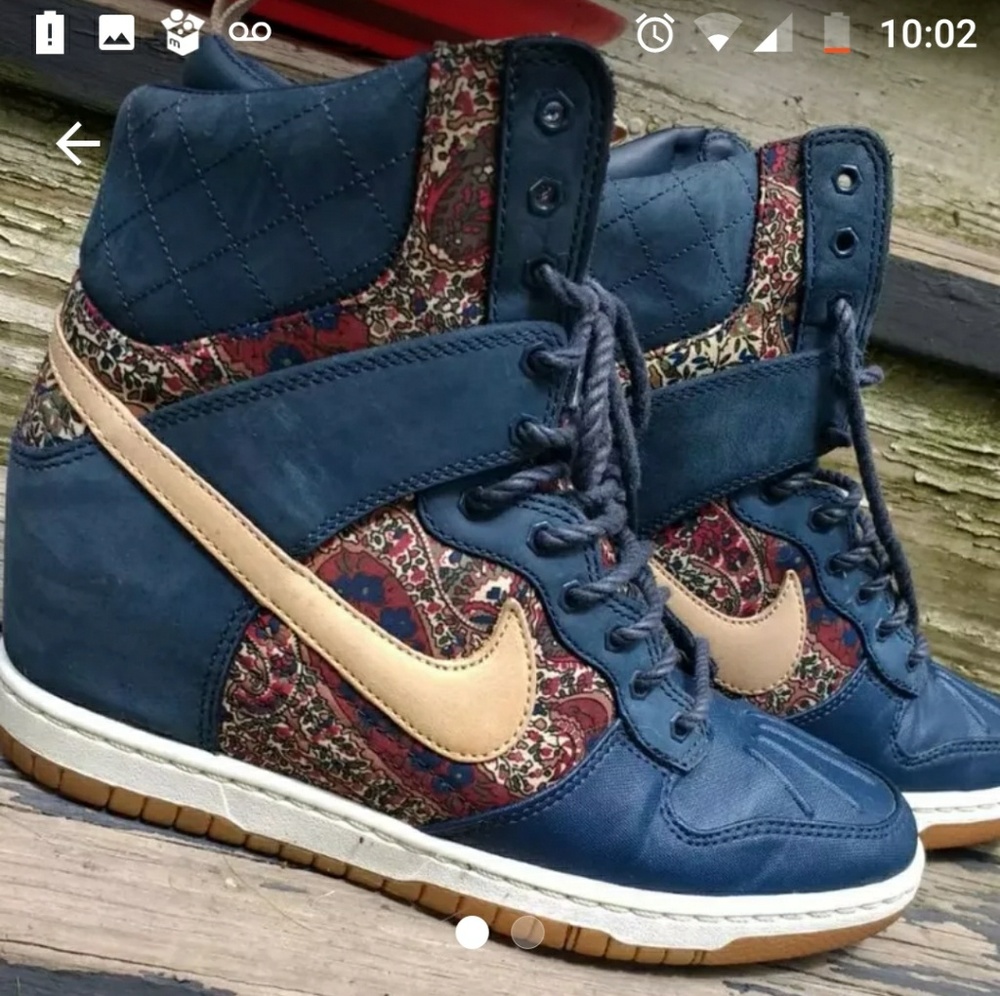 Nike sky hi dunk wedge boots