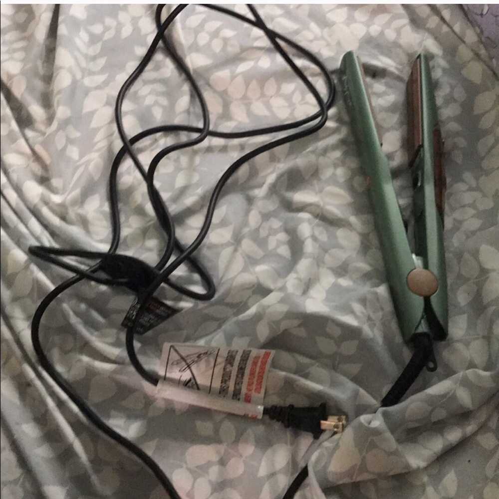 Agave heating oil flat iron 1.25in