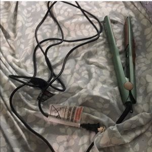 Agave heating oil flat iron 1.25in